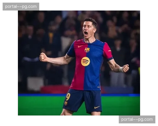 莱万多夫斯基迟暮神锋名号 爆发力下降但经验意识犹存 莱万多夫斯基迟暮神锋名号 爆发力下降但经验意识犹存